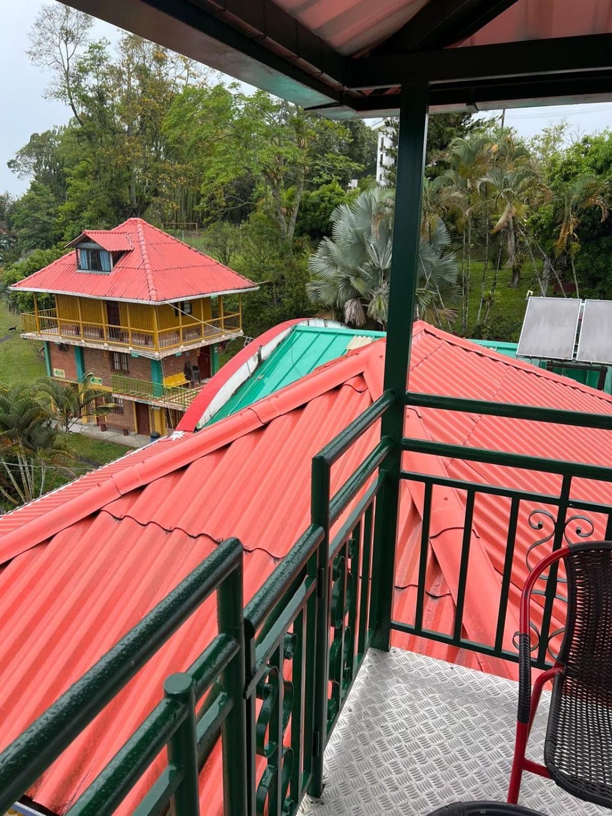 Eco Hotel La Selecta Pereira Exteriör bild